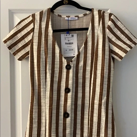 Striped Zara Dress - Picture 2 of 4